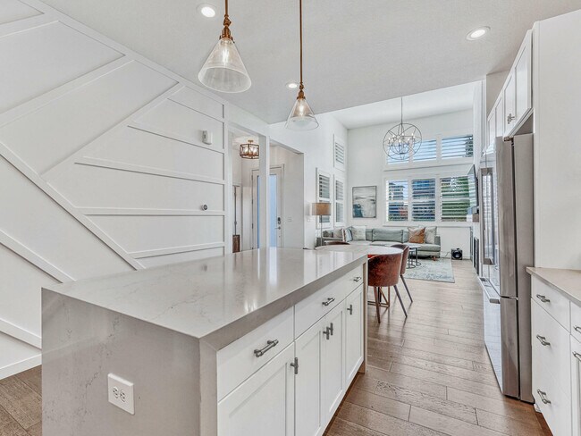 Building Photo - 10132 Belvedere Lp