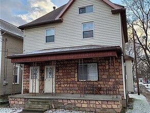 Building Photo - 364 Ohio Ave