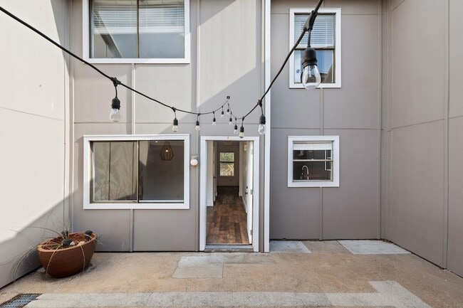 Building Photo - 1712 Timber Ridge Rd