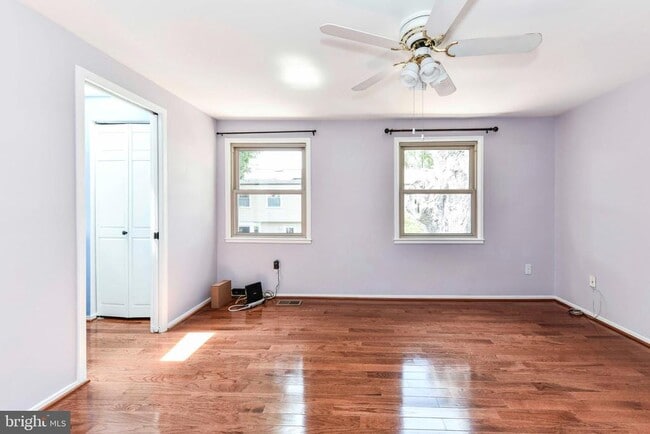 Building Photo - 261 Gundry Dr