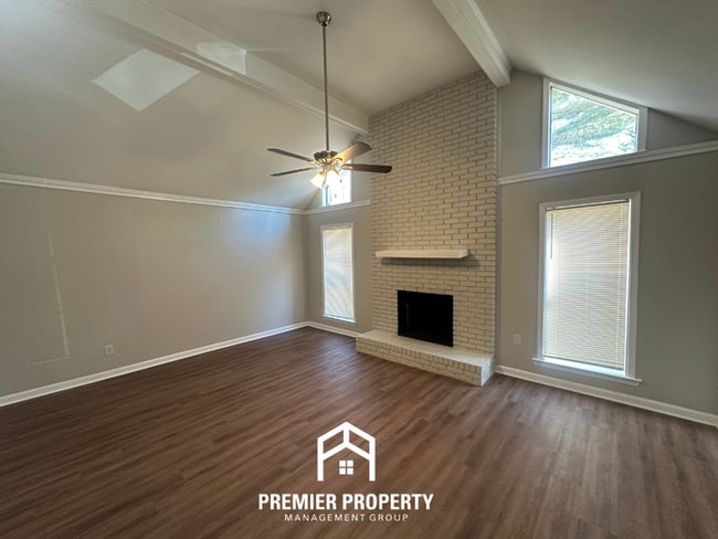 Building Photo - 4579 Blue Willow Rd