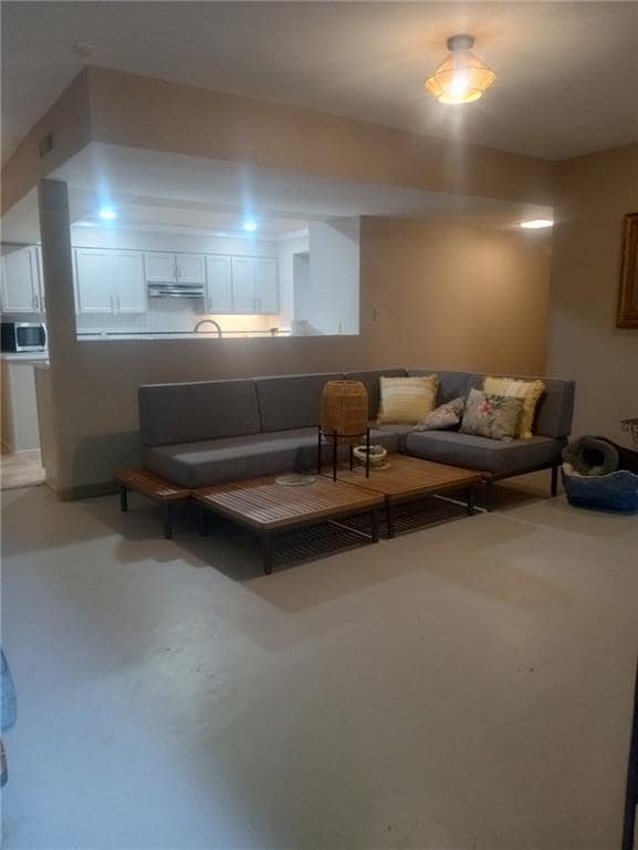 Building Photo - 1145 Northshore Dr