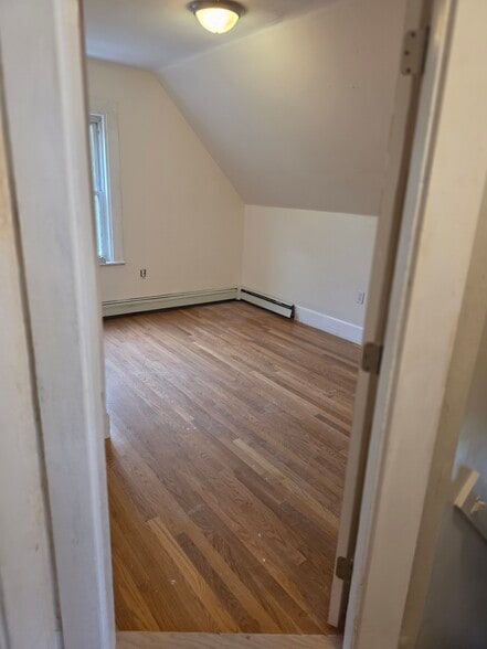 Building Photo - 12 Carlmark St