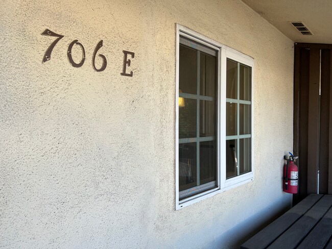 Building Photo - 706 S Atlantic Blvd