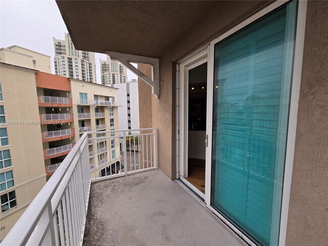 Building Photo - 7275 SW 89th St