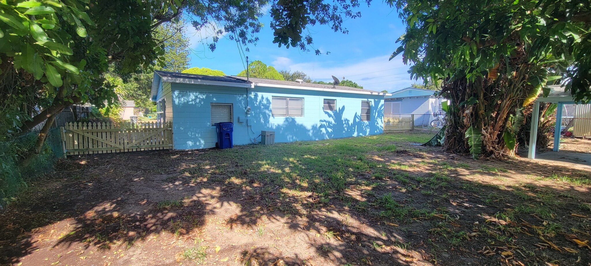 Building Photo - 2439 2nd Avenue SE