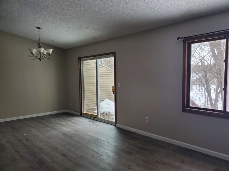 Building Photo - 1836 55th St E