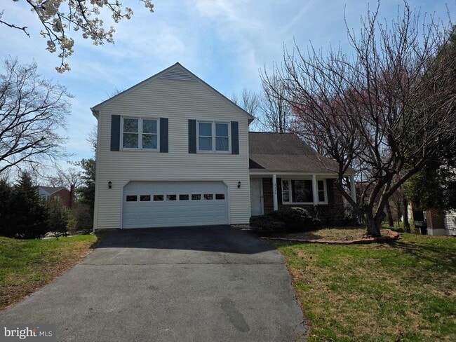 Building Photo - 2220 Cedar Mill Ct