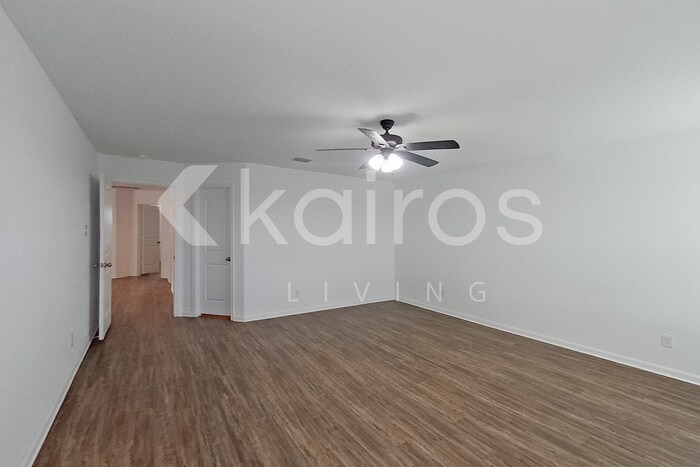 Building Photo - 914 Shady Brk