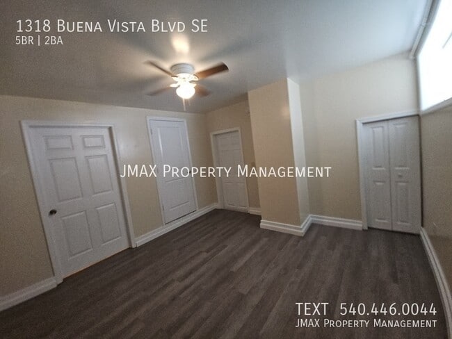 Building Photo - 1318 Buena Vista Blvd SE