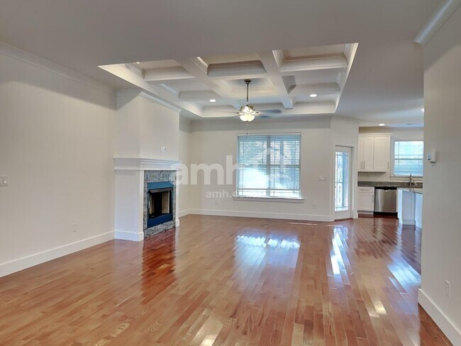 Building Photo - 430 Risen Star Dr