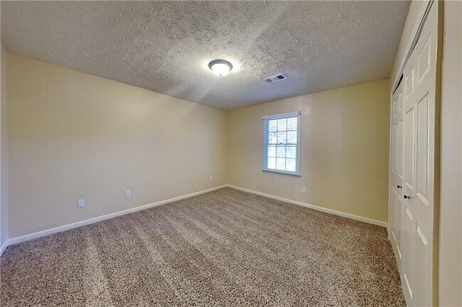 Building Photo - 4510 Trumble Terrace