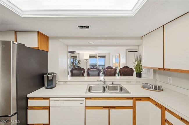 Building Photo - 5601 Turtle Bay Dr