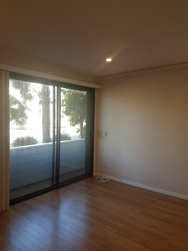 Building Photo - 311 Bora Bora Way