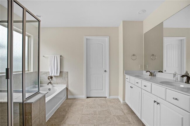 Building Photo - 214 Diamond Point Dr