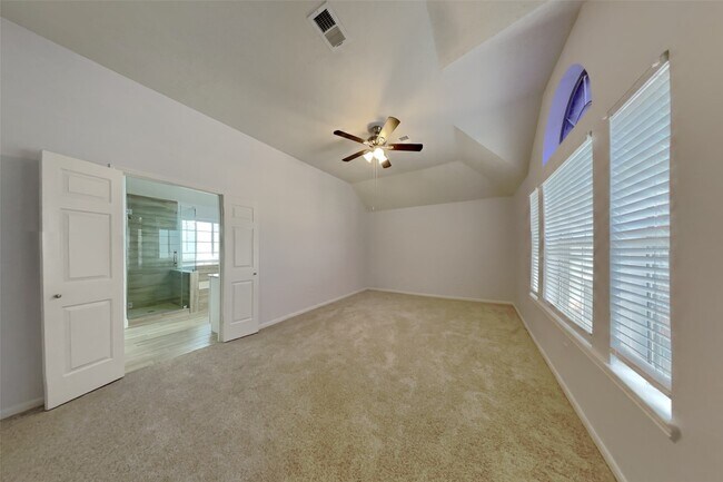 Building Photo - 18819 Sandia Pines Dr