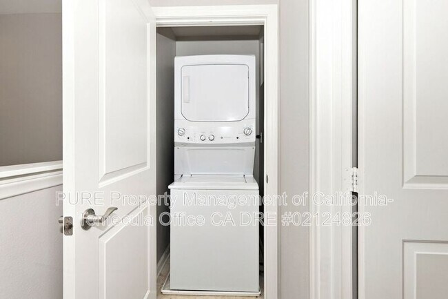 Building Photo - 44047 Soler Ct