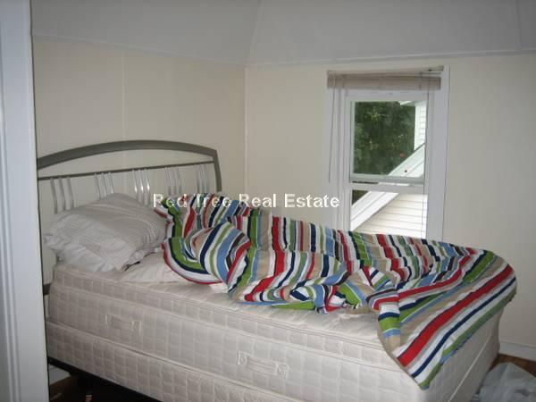 Building Photo - 63 Fairbanks St