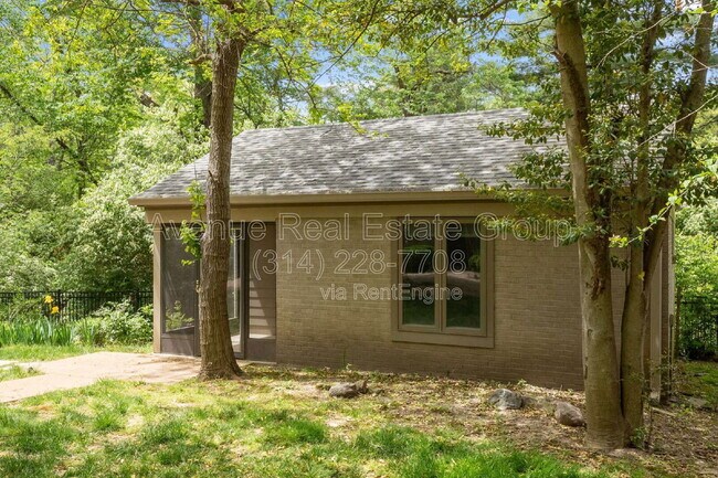 Building Photo - 101 Graybridge Rd