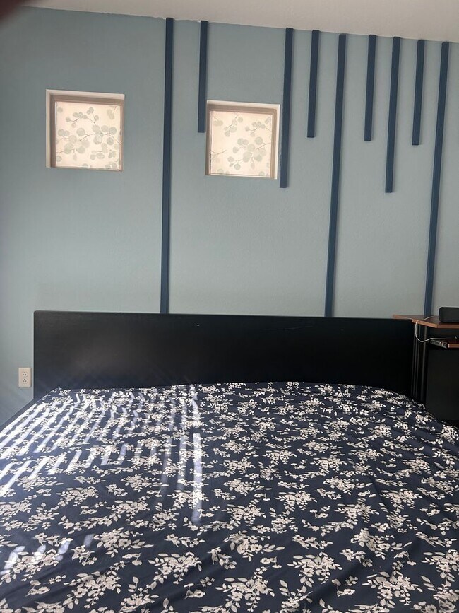 Building Photo - Charming 4BR House in Glendale