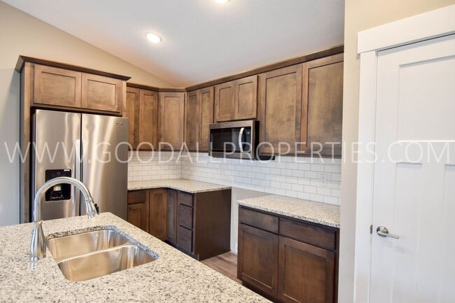 Building Photo - 16726 Wilden Dr