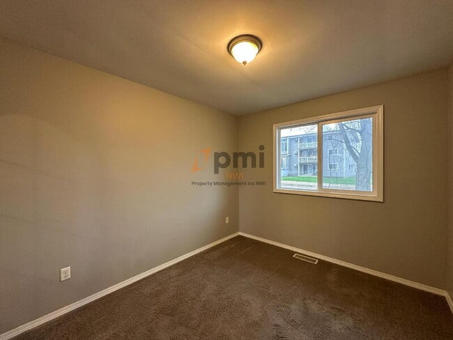 Building Photo - 781 Heritage Rd