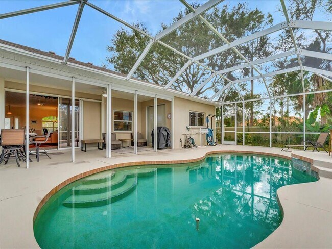 Building Photo - 6738 Peach Tree Creek Rd