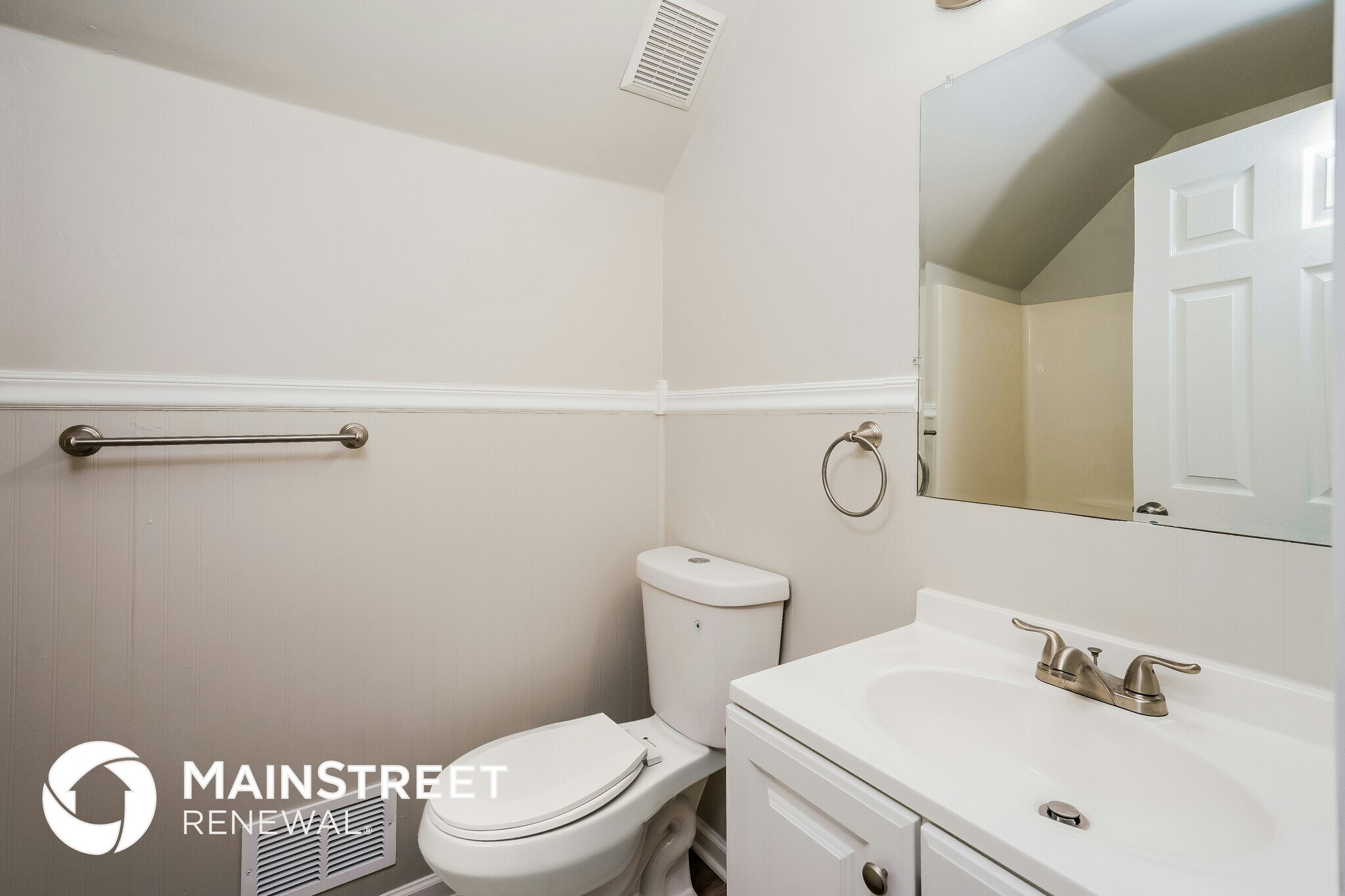 Building Photo - 1214 Keane Ave