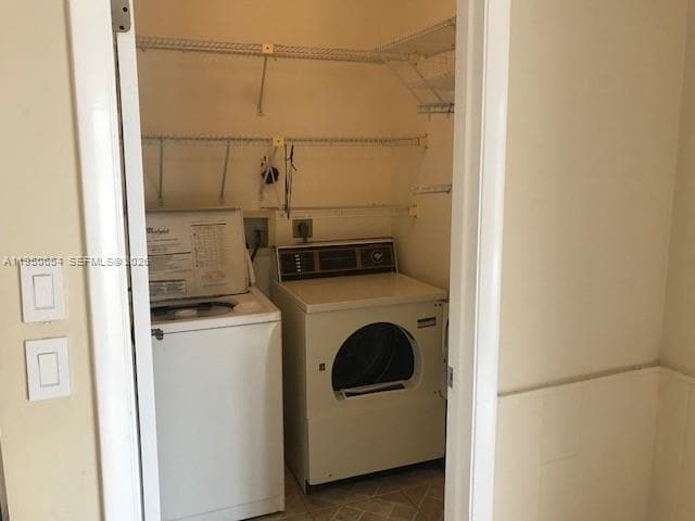 Building Photo - 337 Ives Dairy Rd