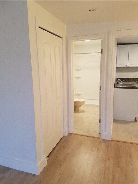 Building Photo - 4301 SW 135th Ave