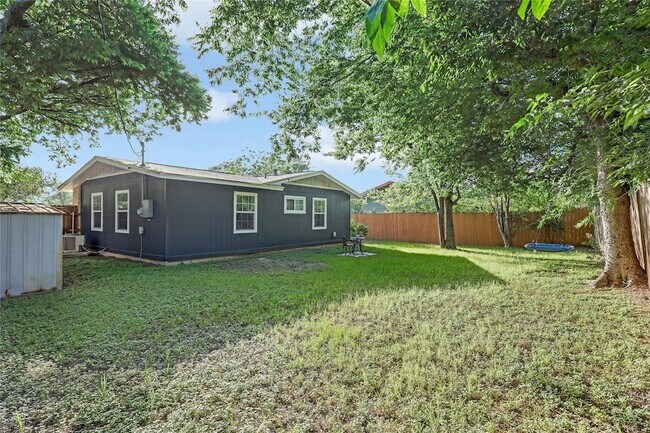 Building Photo - 8221 Renton Dr