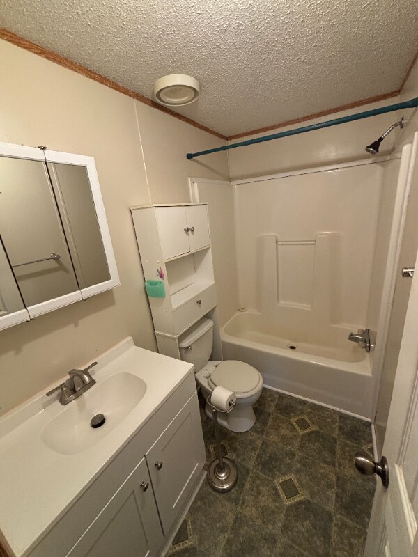 Building Photo - 4104 Pebblebrook Cir SW