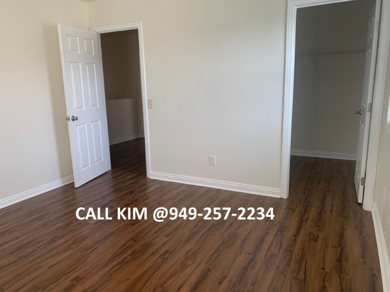 Building Photo - 45016 Anabell Ln
