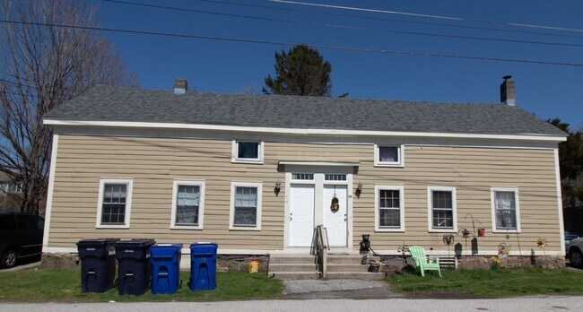 Building Photo - 12-16 Sage St.