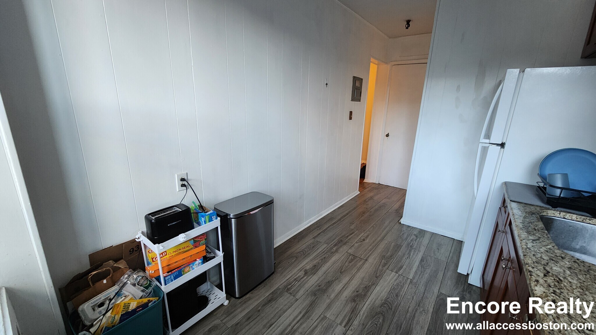 Building Photo - 1999 Commonwealth Ave