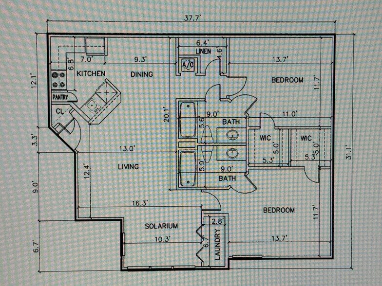 Building Photo - 4560 Commander Dr