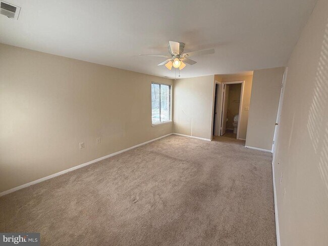 Building Photo - 18131 Chalet Dr