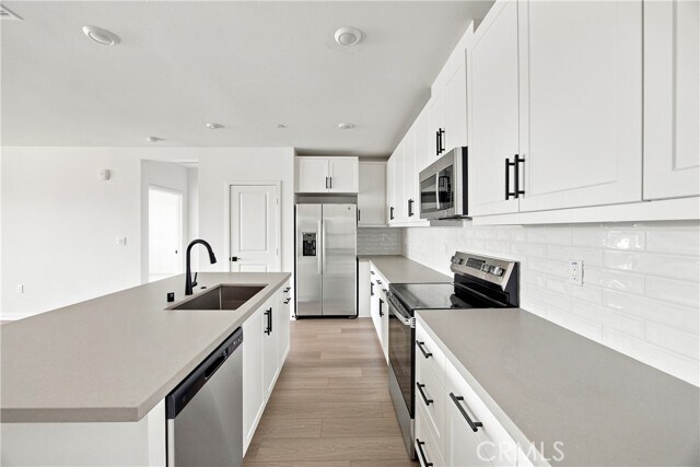 Building Photo - 12903 Paradiso Dr