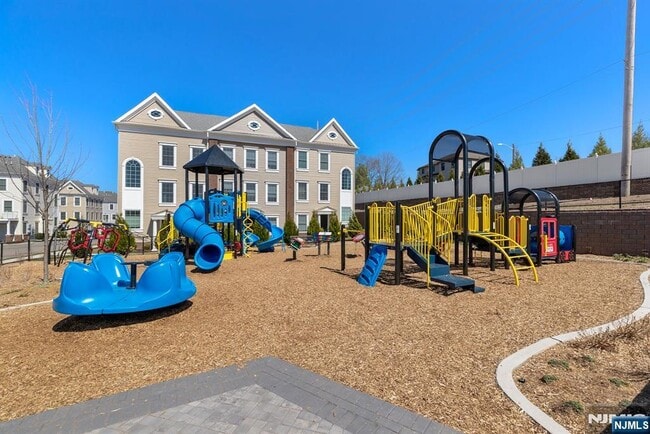 Building Photo - 80 Wesmont Drive