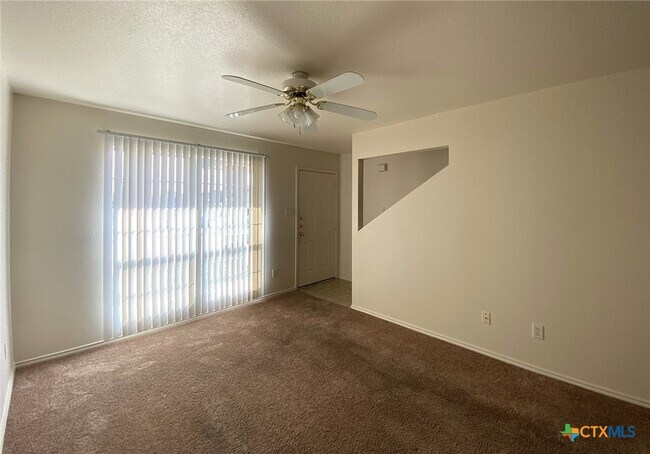 Building Photo - 4603 Hudson Dr