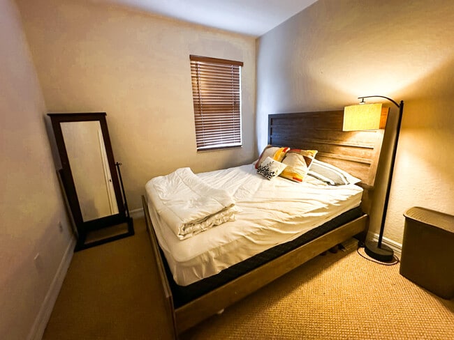 Building Photo - 137 Ocean Cay Way