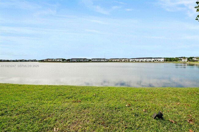 Building Photo - 16060 NW 89th Ct