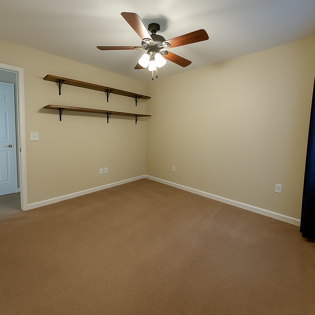 Building Photo - Three bedroom, 2 bath house in Haw River