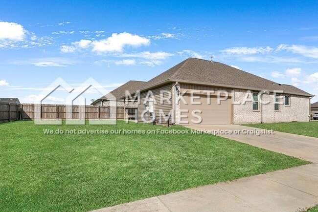 Building Photo - 4377 Marais River Dr