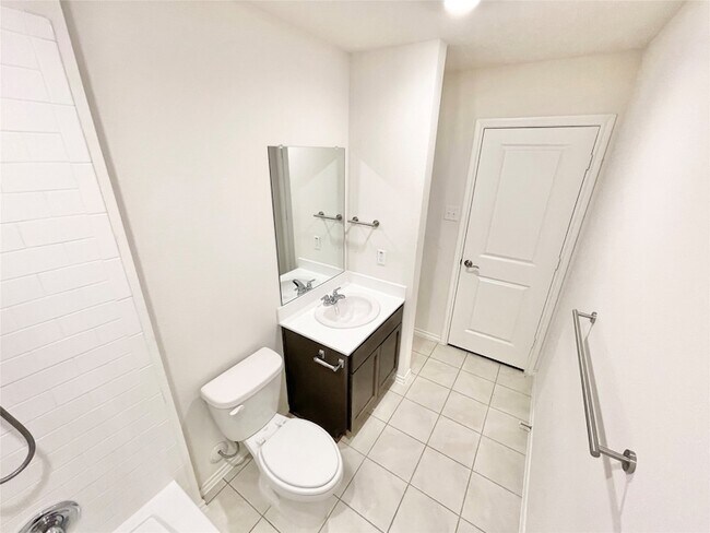 Building Photo - 1125 Silver Maple Ln