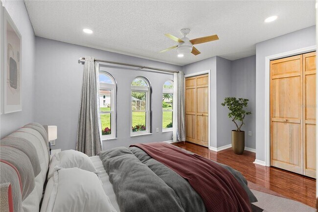 Building Photo - 9447 Ashley Dr