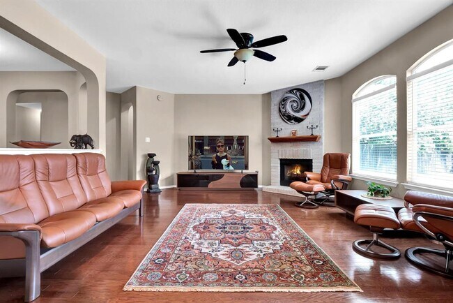 Building Photo - 3339 Rod Carew Dr