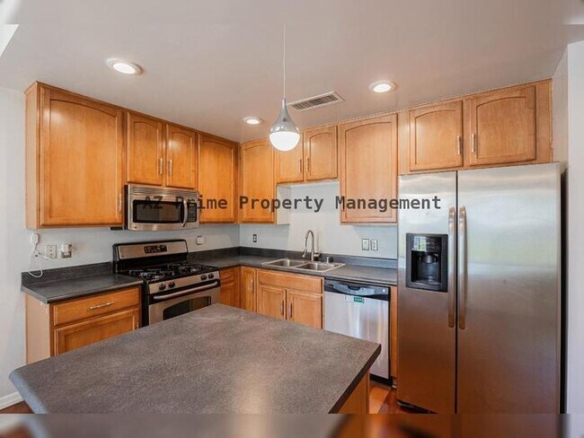 Building Photo - 7821 N 21st Ave