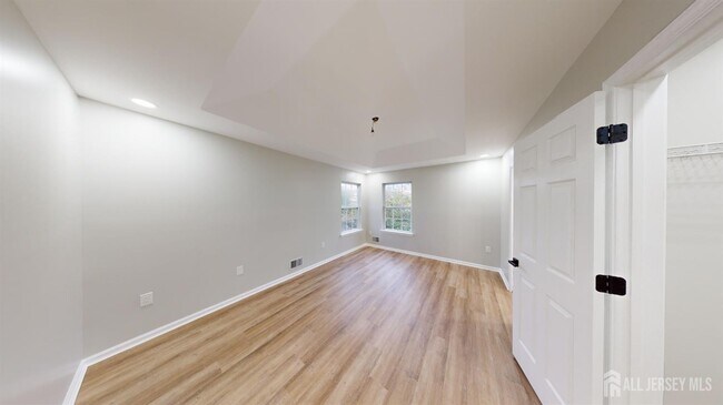 Building Photo - 2405 Timber Ridge Ct