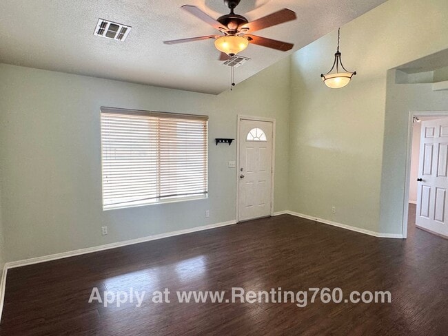 Building Photo - Rare and Spacious 4 Bedroom Indian Cove Home with Solar Panels!